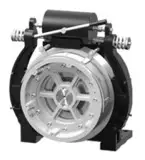 Gearless traction machine